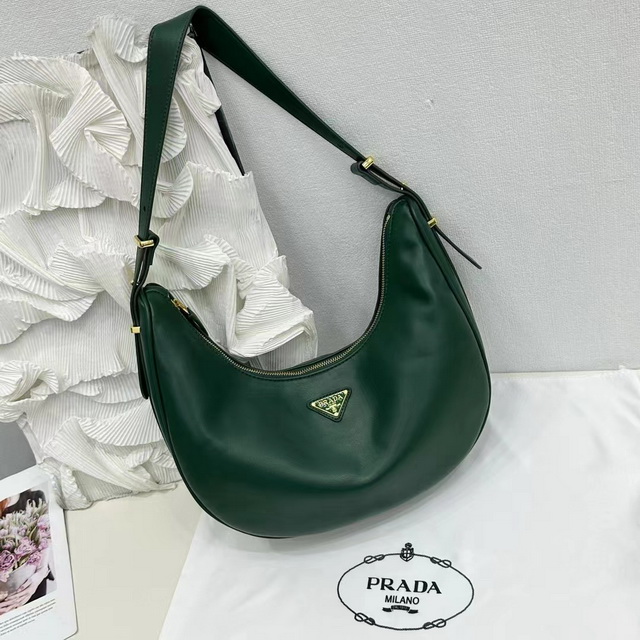 Prada Handbags 039 [Cheap Prada Handbags 39]